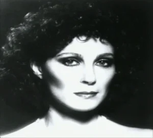 imgi 128 place between 002 300x272