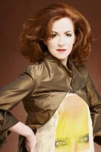 imgi 195 07 03 2 megan 200x300